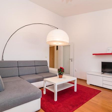 Sea View Apartment Ližnjan Kültér fotó