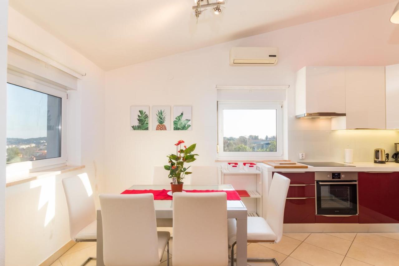 Sea View Apartment Ližnjan Kültér fotó